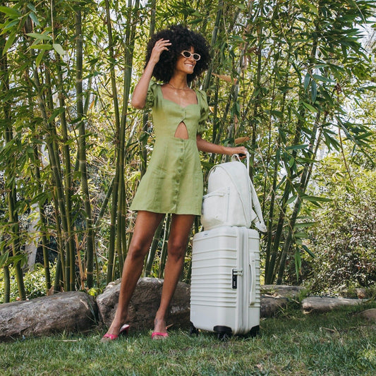 Ultimate Guide For What to Pack in A Carry On