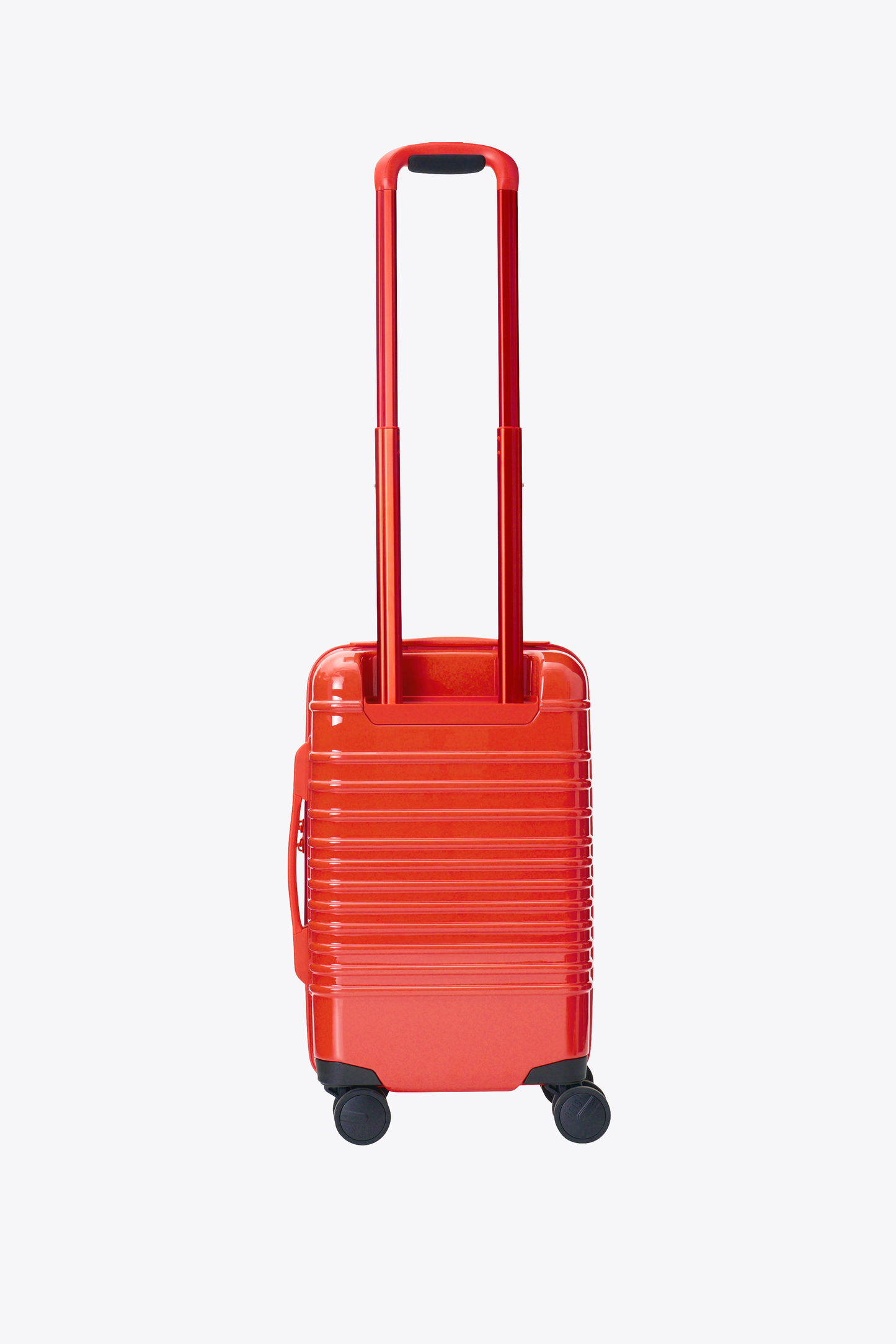 The Small Carry-On Roller in Glossy Flame