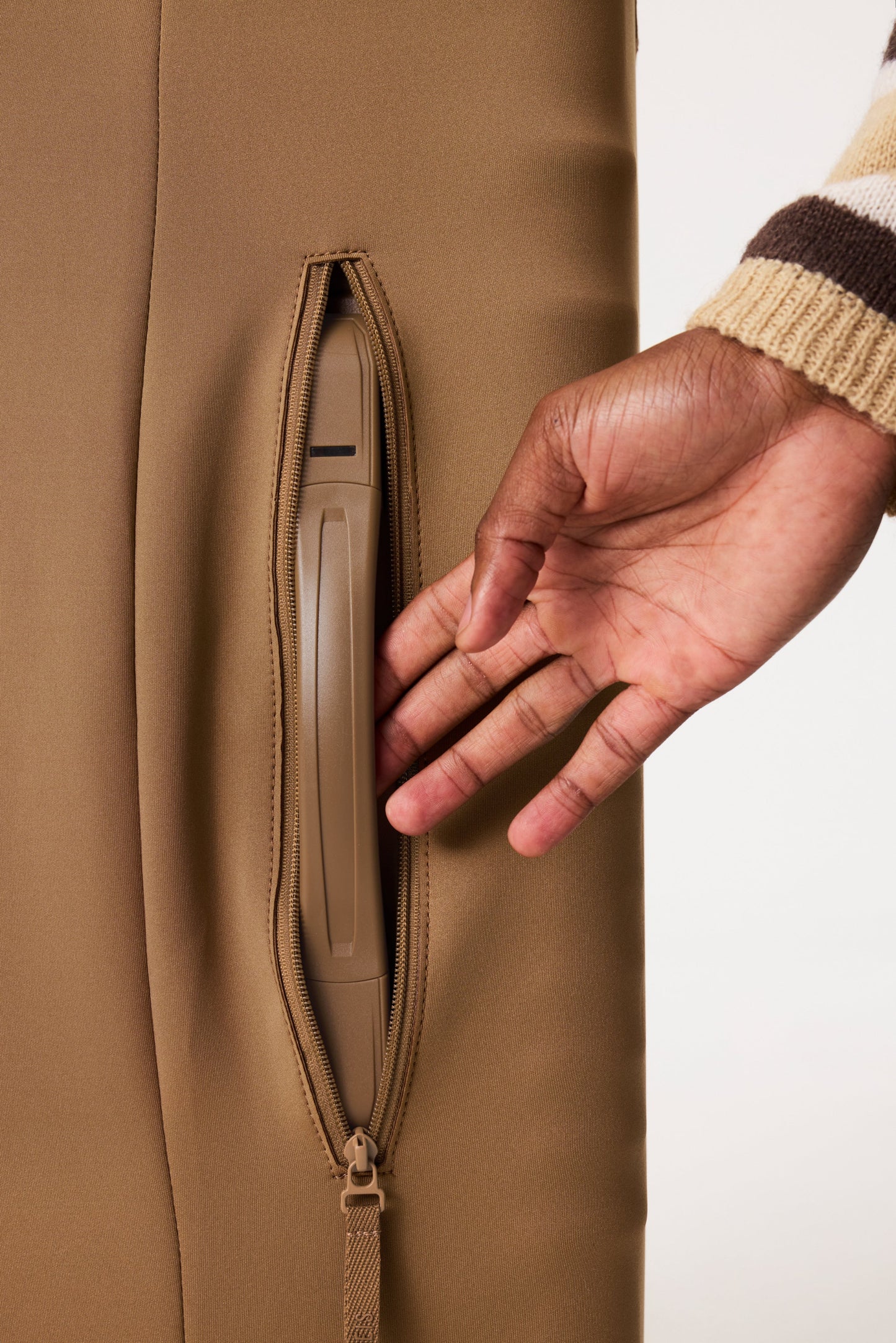 The Large Check-In Luggage Cover in Camel