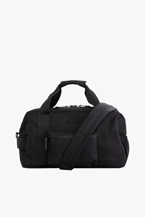 Small mens 2025 overnight bag
