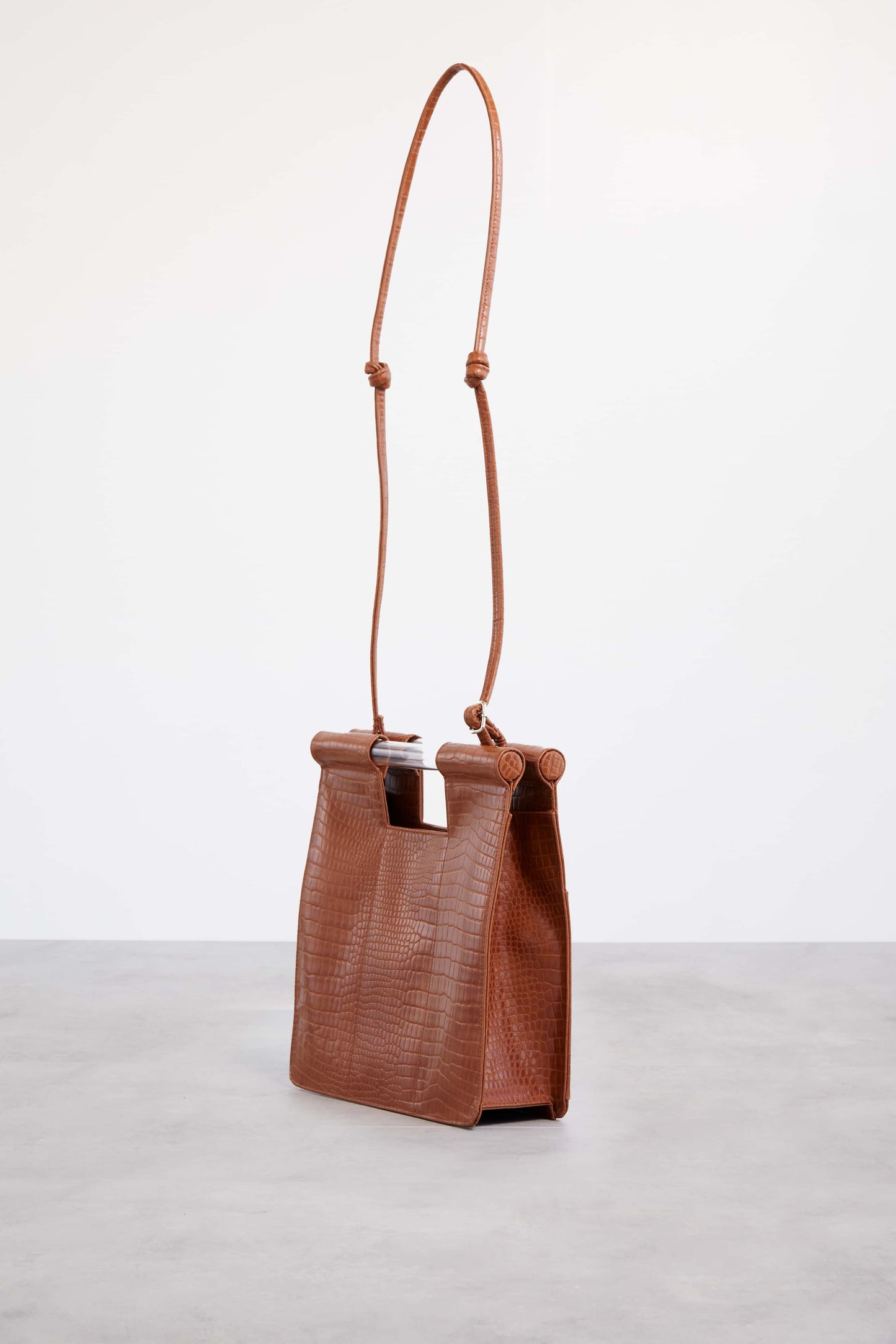Crossbody Cognac Croc Side Strap