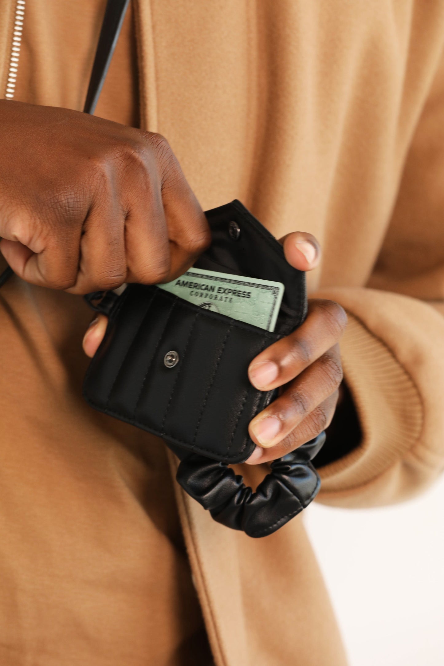 BEIS Koozie Sling Detail Card Holder
