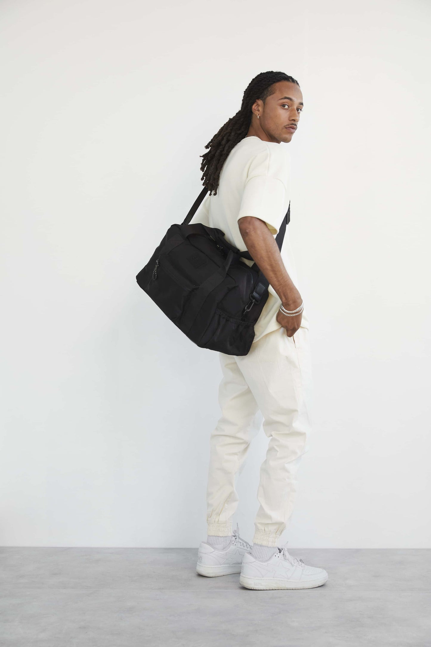 Sport Duffle Black Front Model