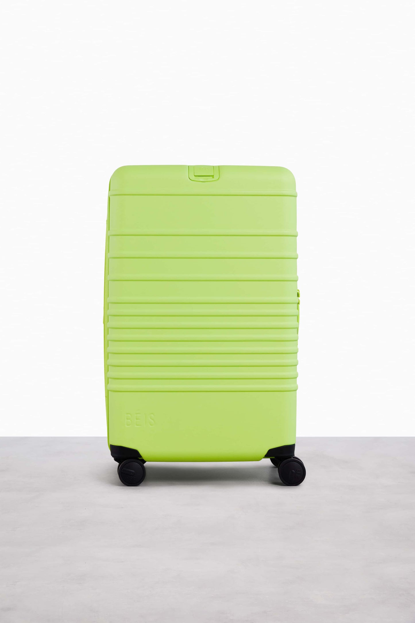 The 26" Check-In Roller in Citron