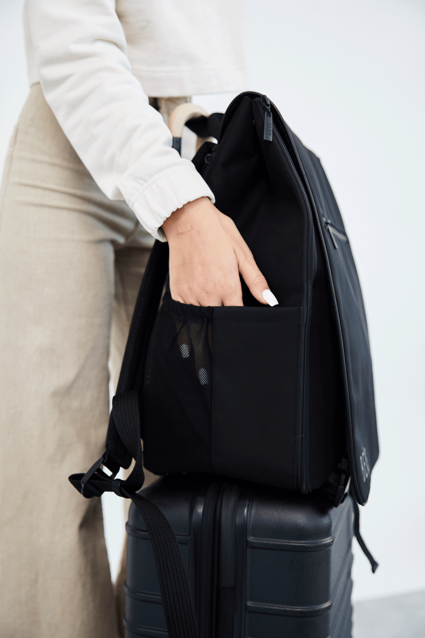 Hanging Backpack Black Side Pocket
