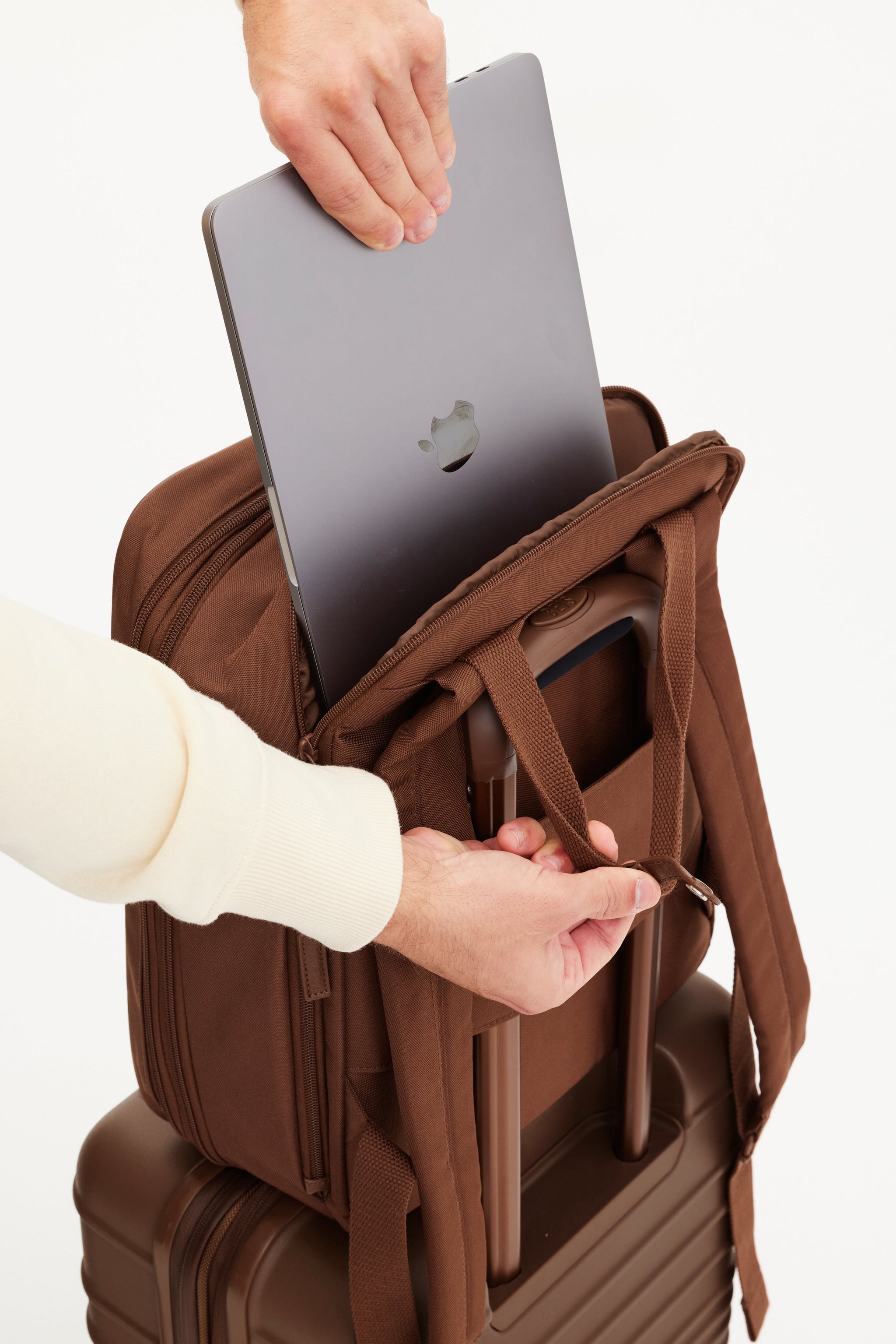 BÉIS 'The Expandable Backpack' in Maple - Expandable Travel Backpack In Maple | BÉIS Travel UK