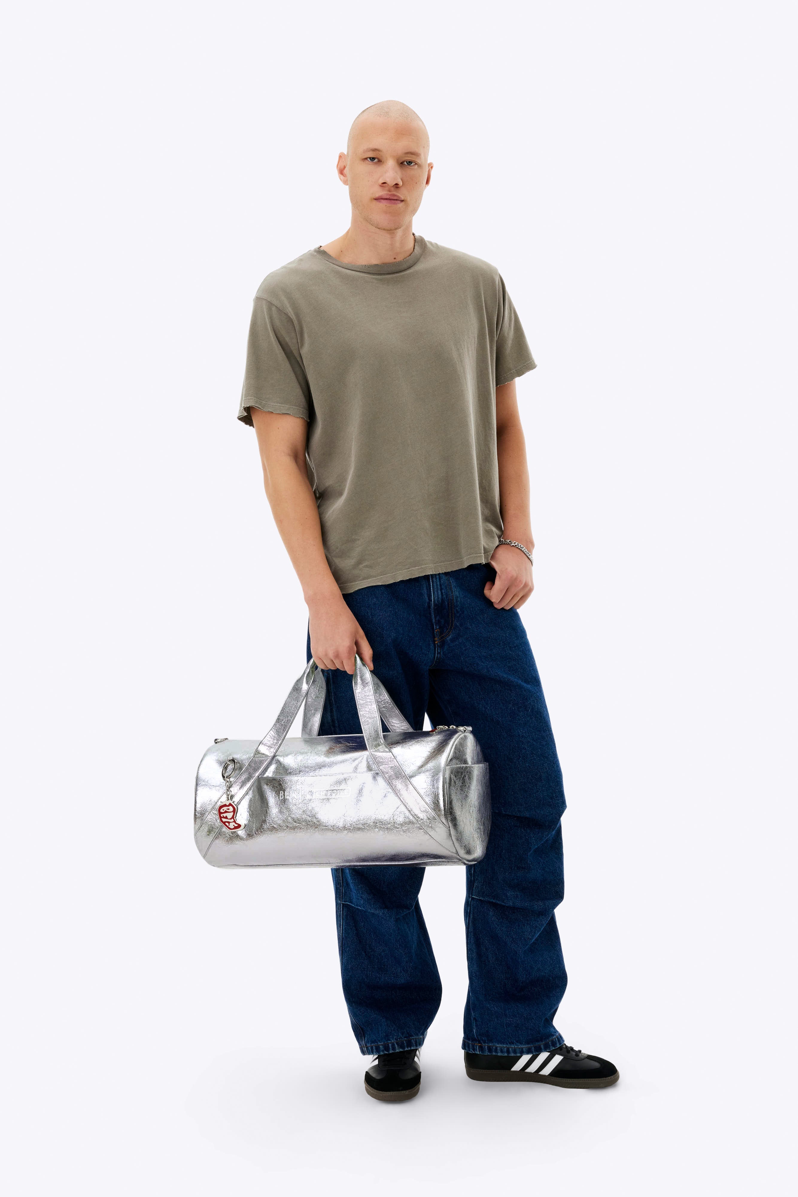 BÉIS x Chiptole 'The Burrito Duffle' in Metallic - Silver Duffle