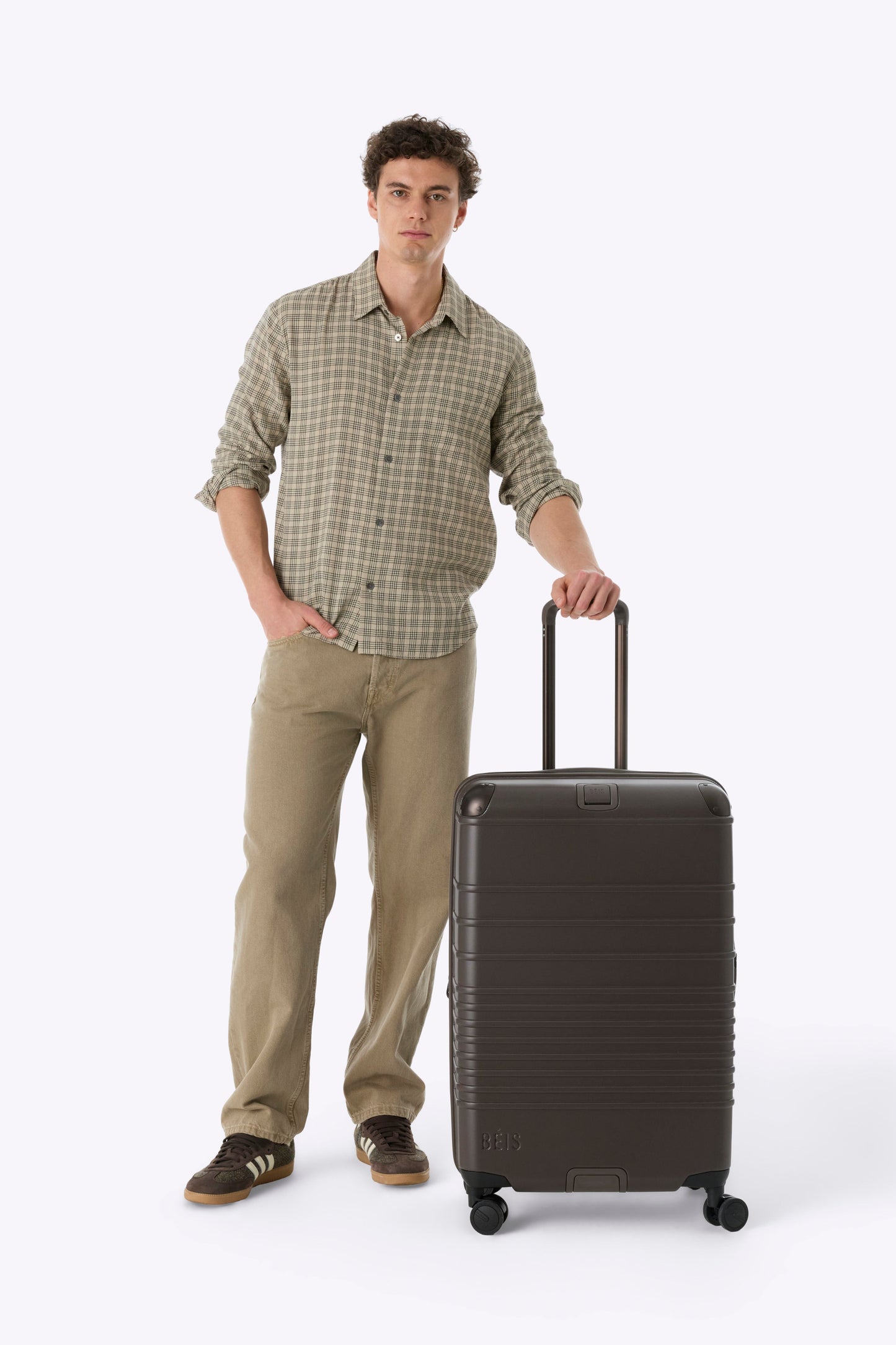 The Hybrid Check-In Roller in Espresso