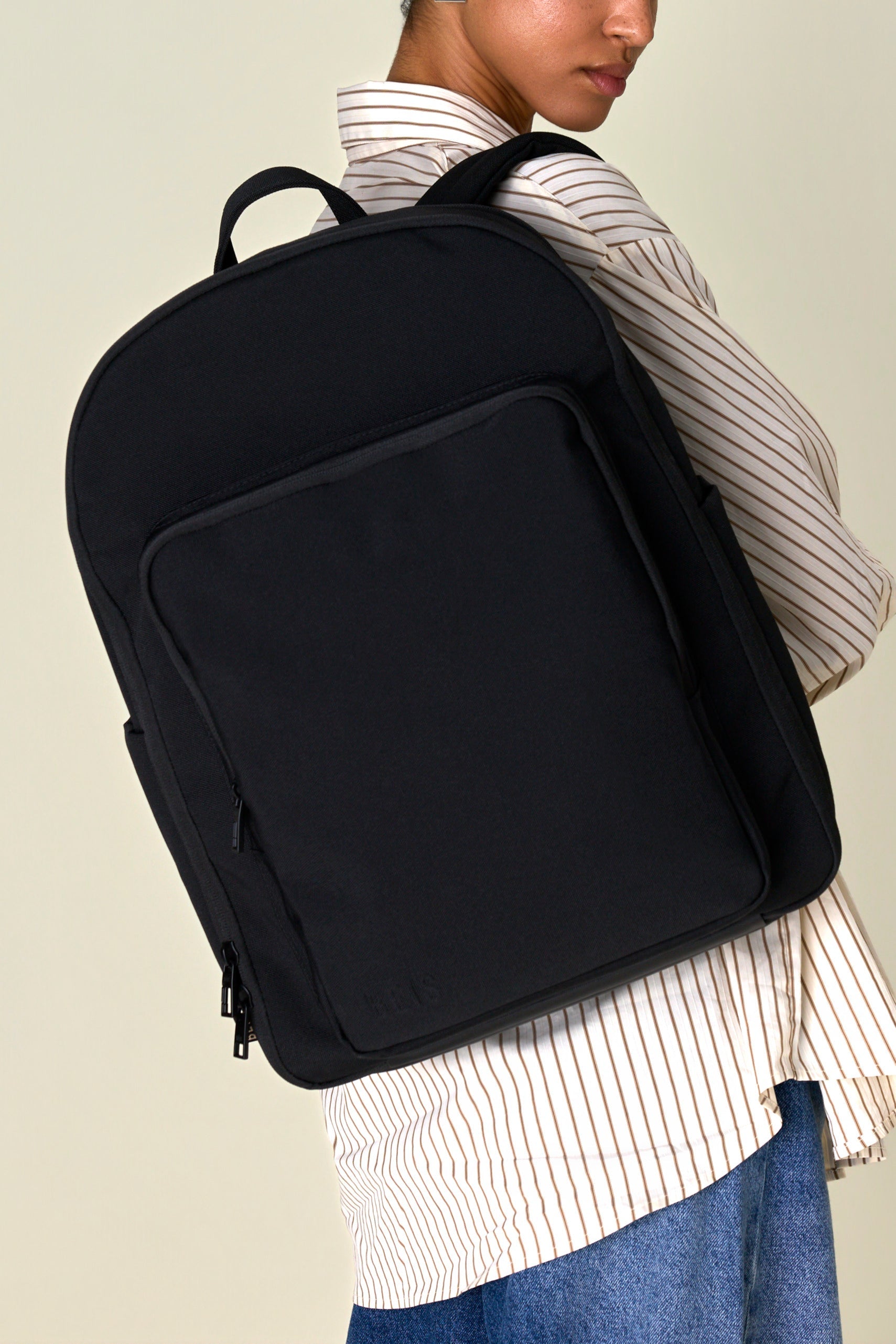 BÉIS 'The Backpack' in Black