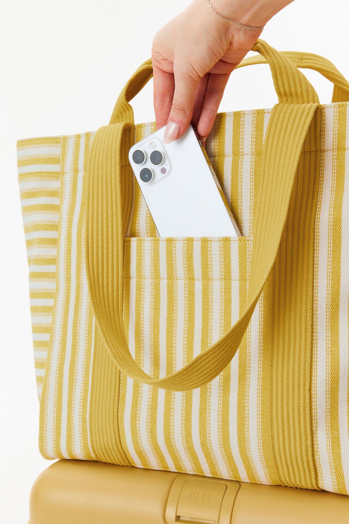 The Vacation Tote in Honey Stripe