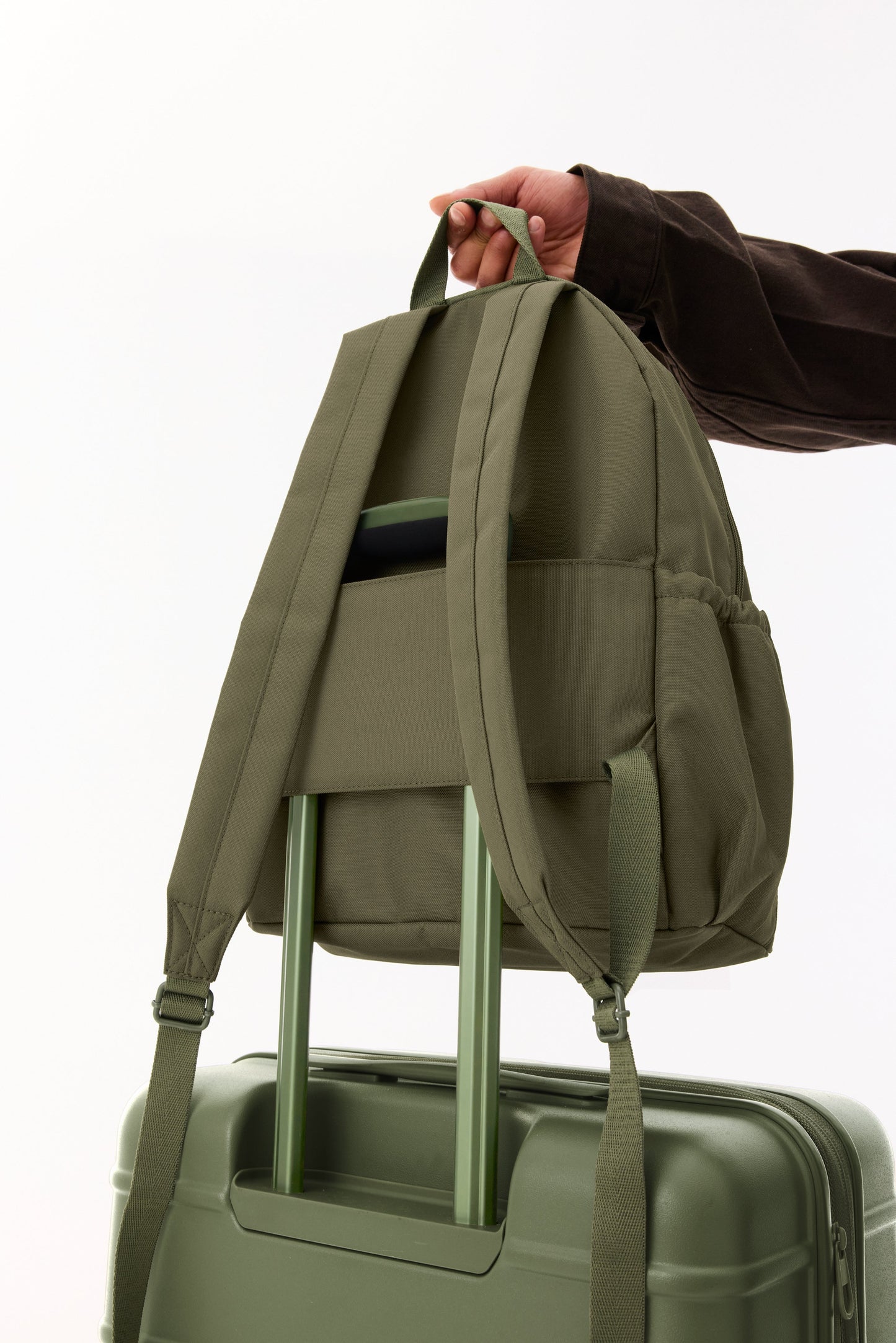 The BÉISics Backpack in Olive