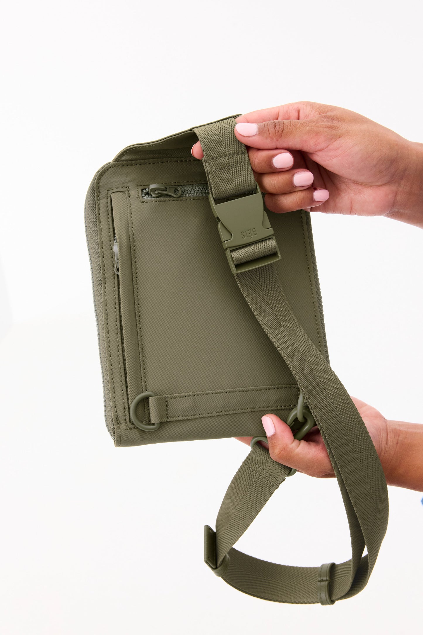 The Sport Sling in Olive