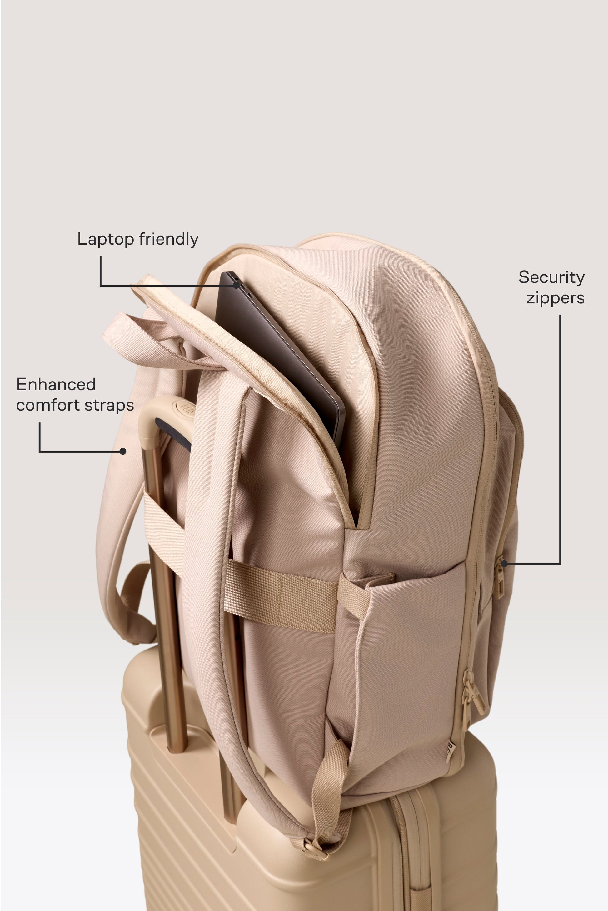 BÉIS 'The Backpack' in Beige