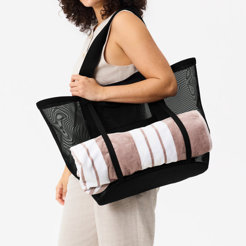 BÉIS 'The Mesh Beach Tote' in Black - Mesh Beach Bag & Beach Tote Bag ...