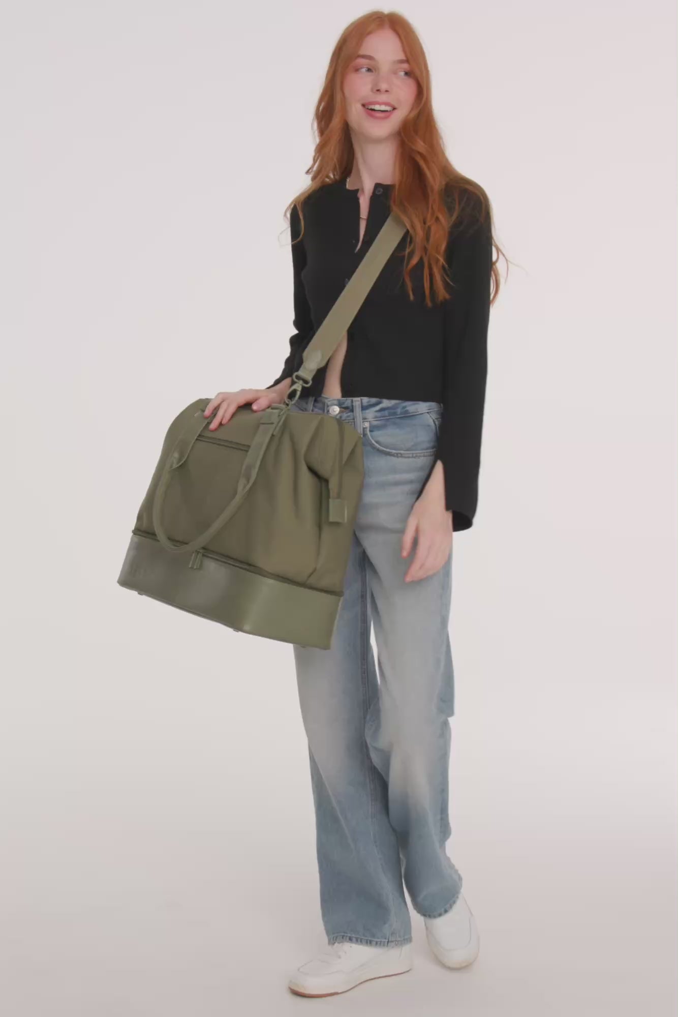 BÉIS 'The Mini Weekender' in Olive - Small Olive Green Duffle