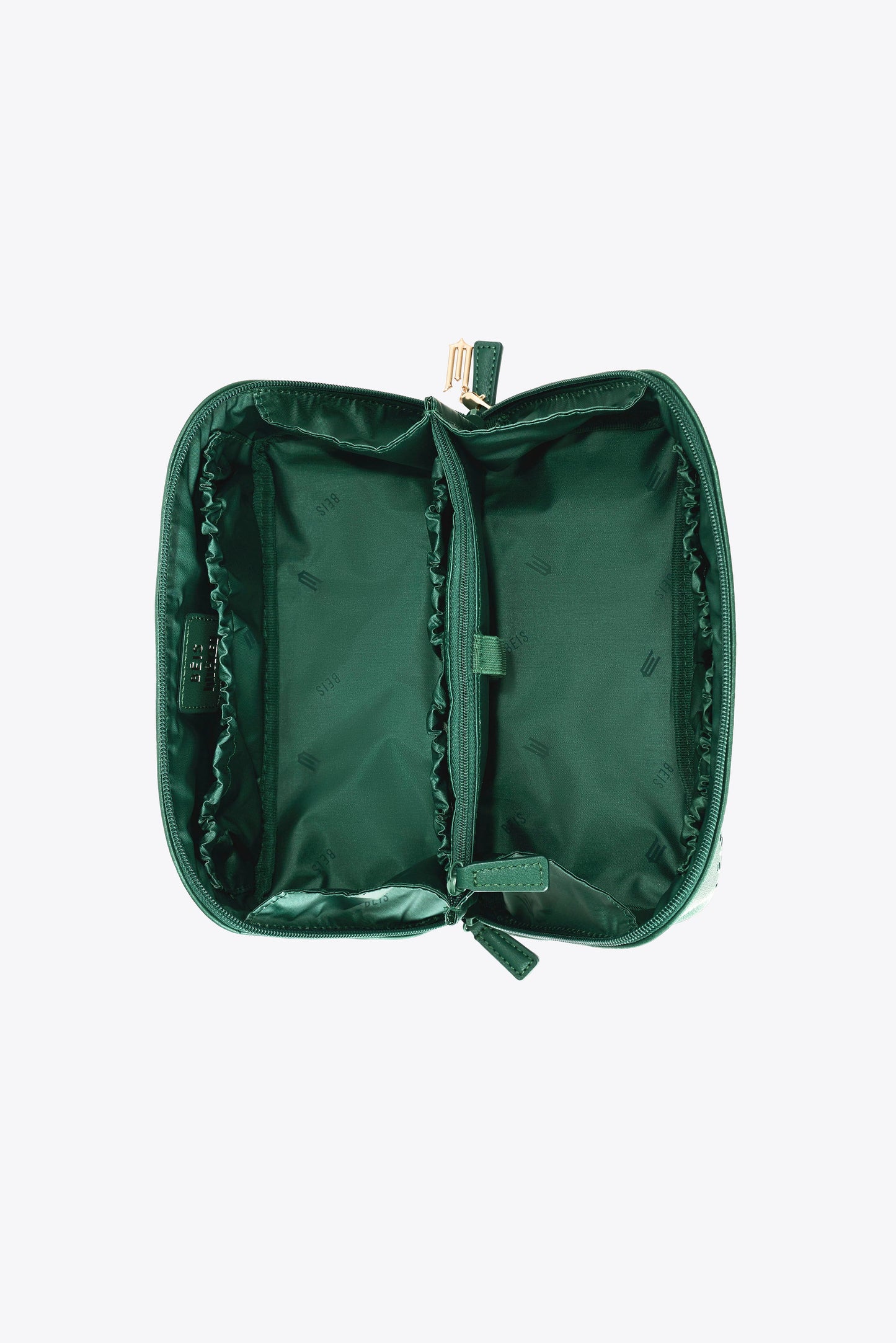 The Wicked Toiletry Kit In Wicked Green
