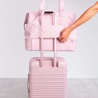 Béis The Weekender Travel Bag in Atlas Pink