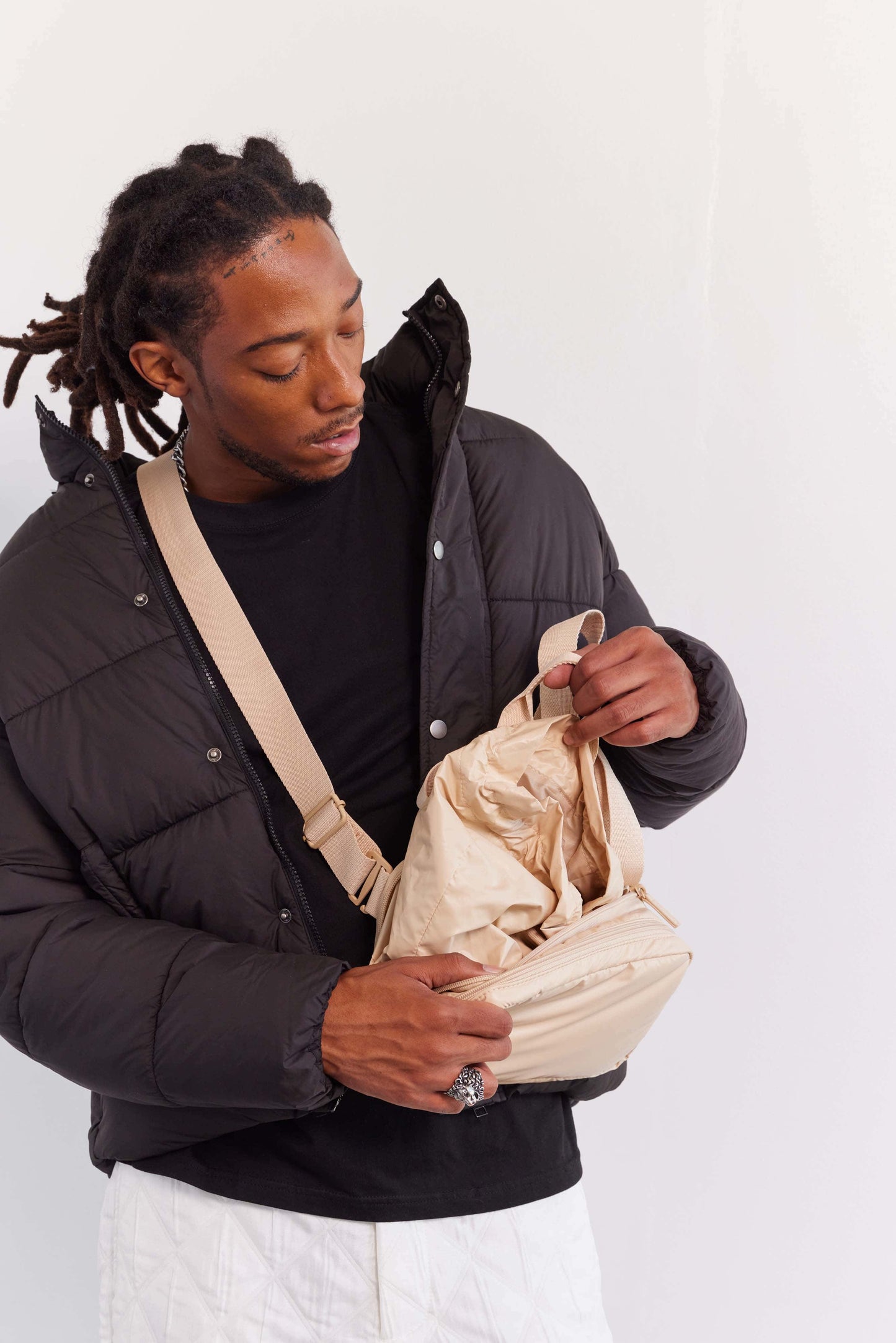 The Expandable Pouch in Beige