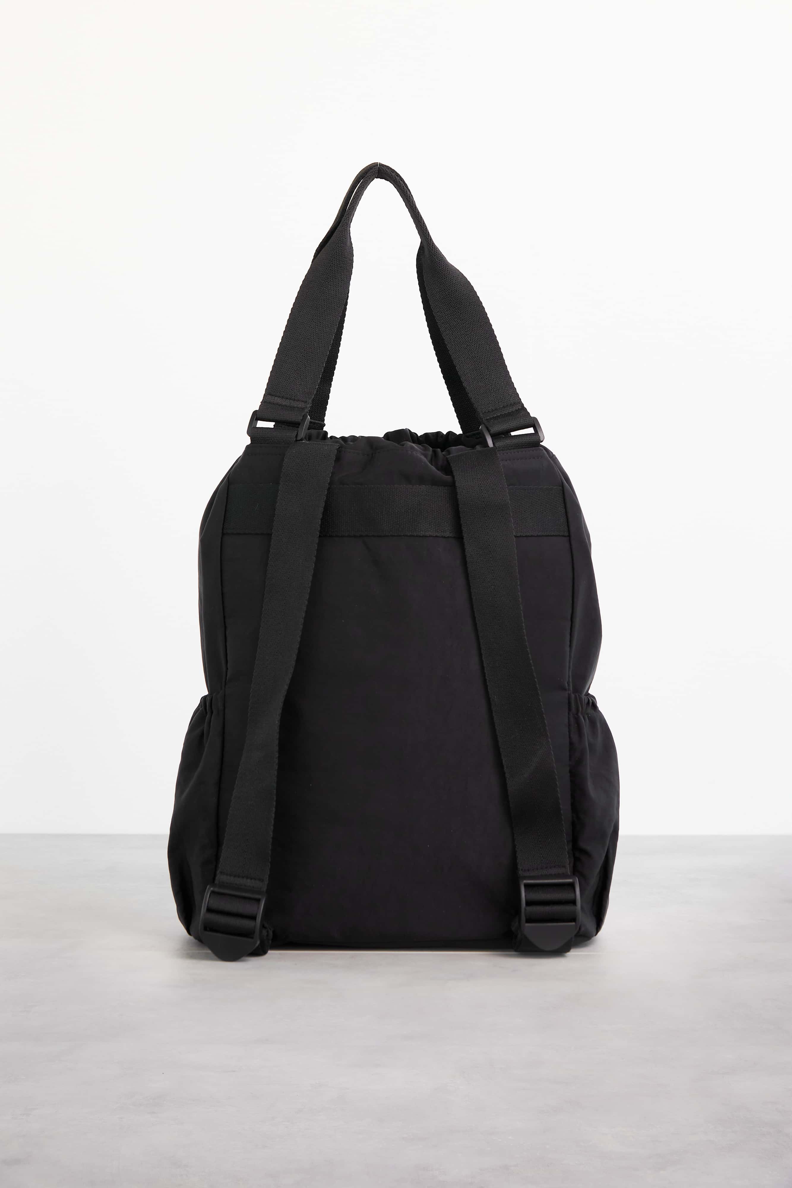 Tote sports shop bag