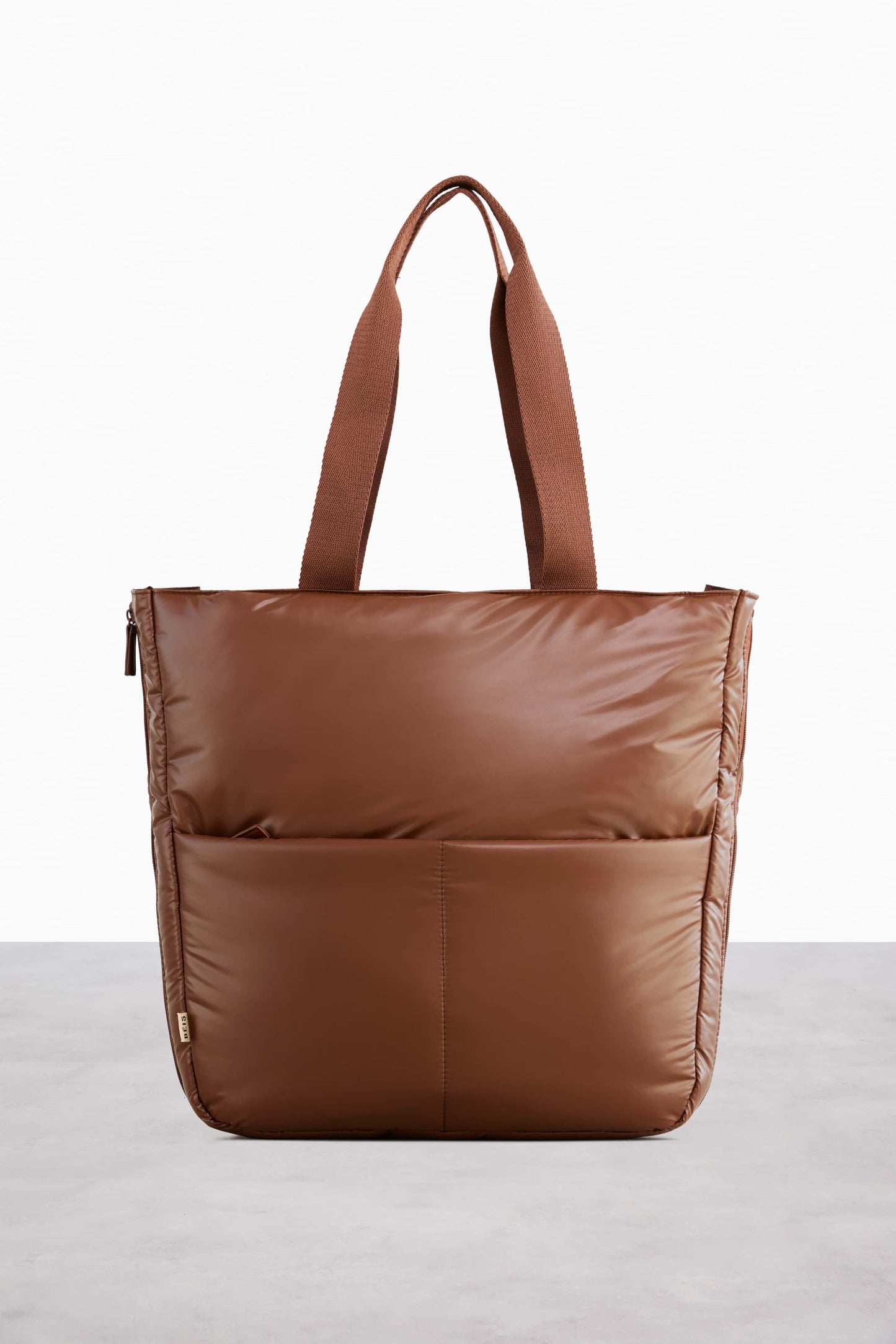 The Expandable Tote in Maple
